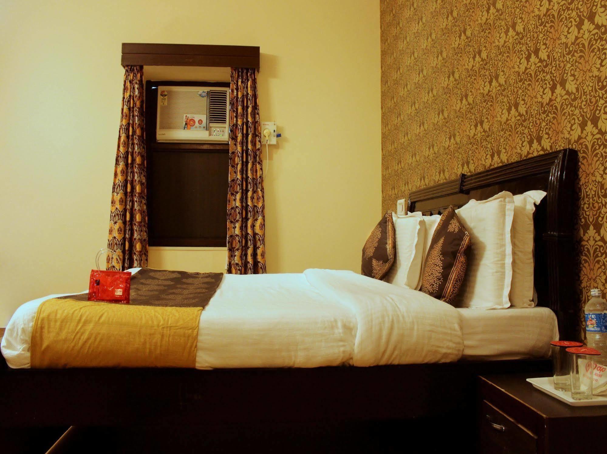 Collection O Royal Icon Hotel Udaipur Buitenkant foto
